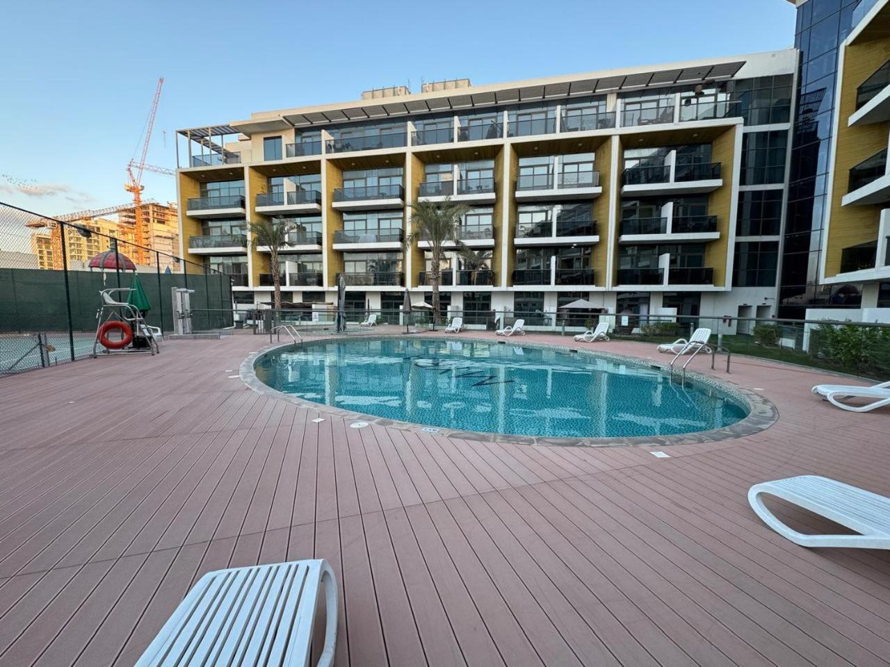 2br Duplex Stunning Views,near Circle Mall & Park Apartment Dubai