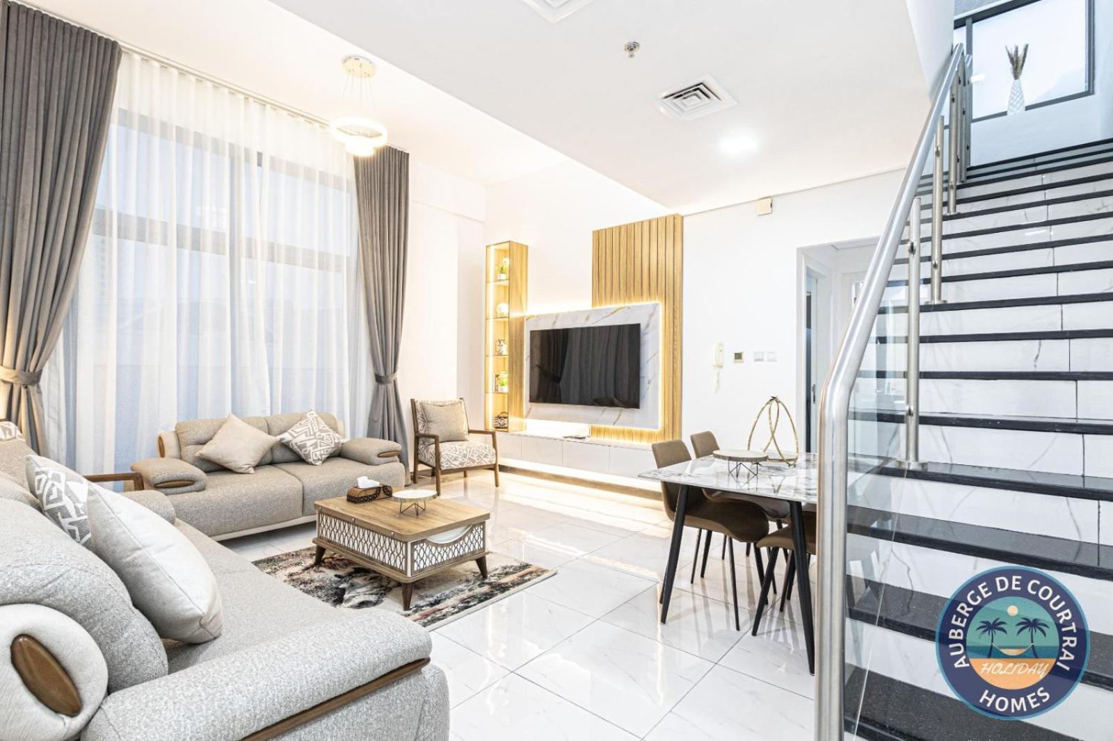 2br Duplex Stunning Views,near Circle Mall & Park * Dubai