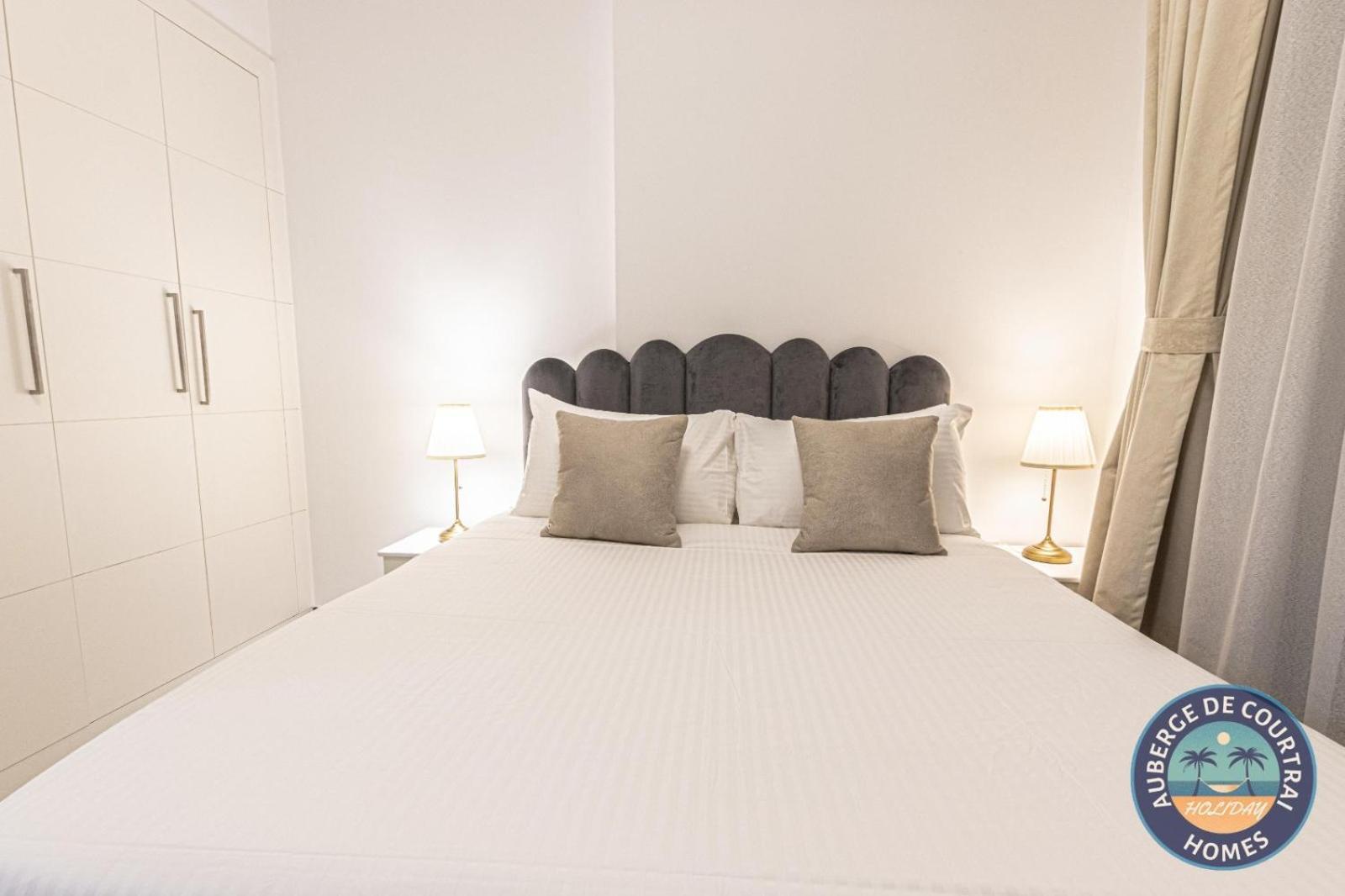 2br Duplex Stunning Views,near Circle Mall & Park Apartment *