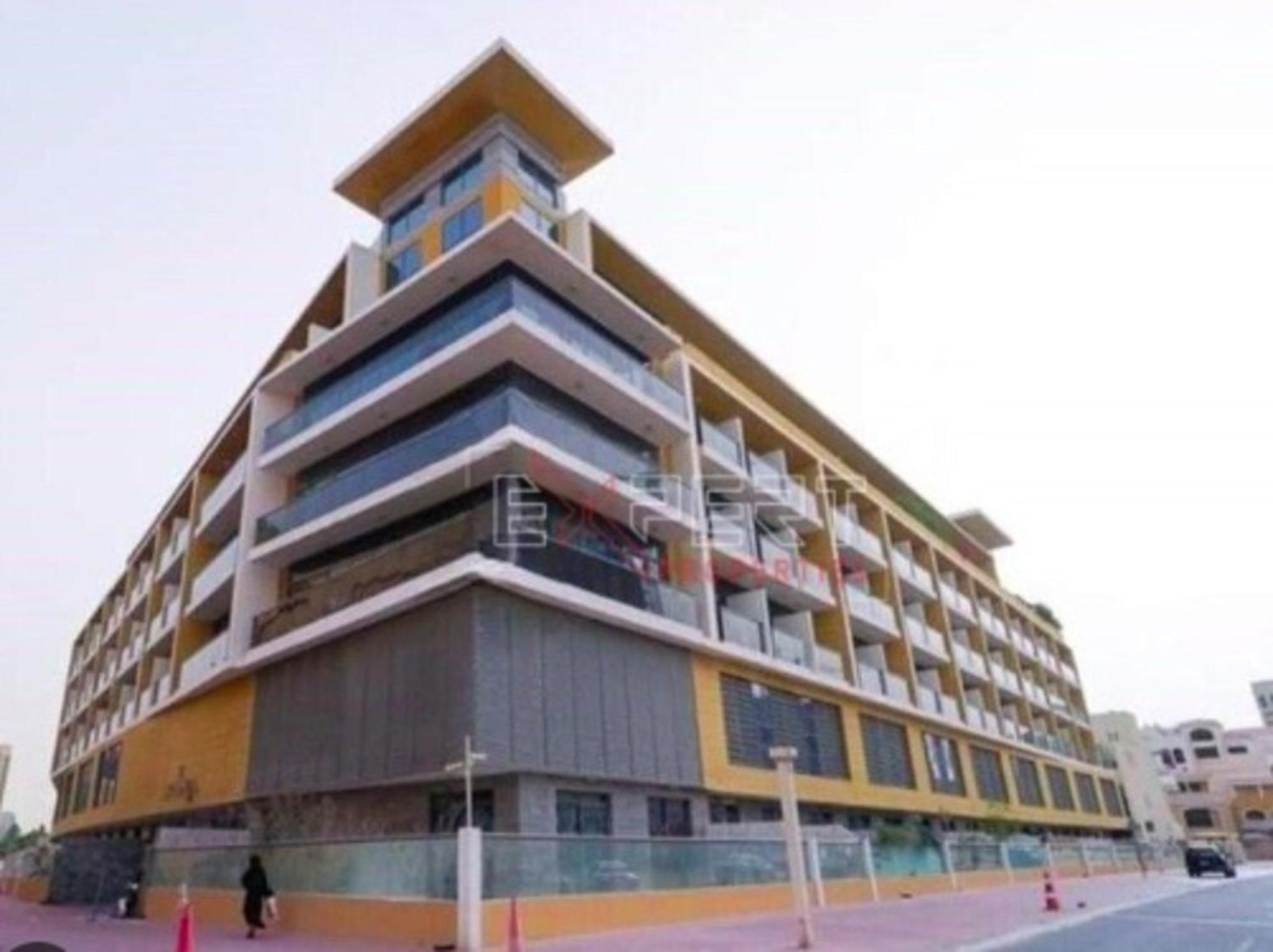 2br Duplex Stunning Views,near Circle Mall & Park * Dubai